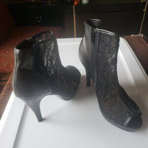 Attitude Woman's Zippered Stiletto Booties with Lace